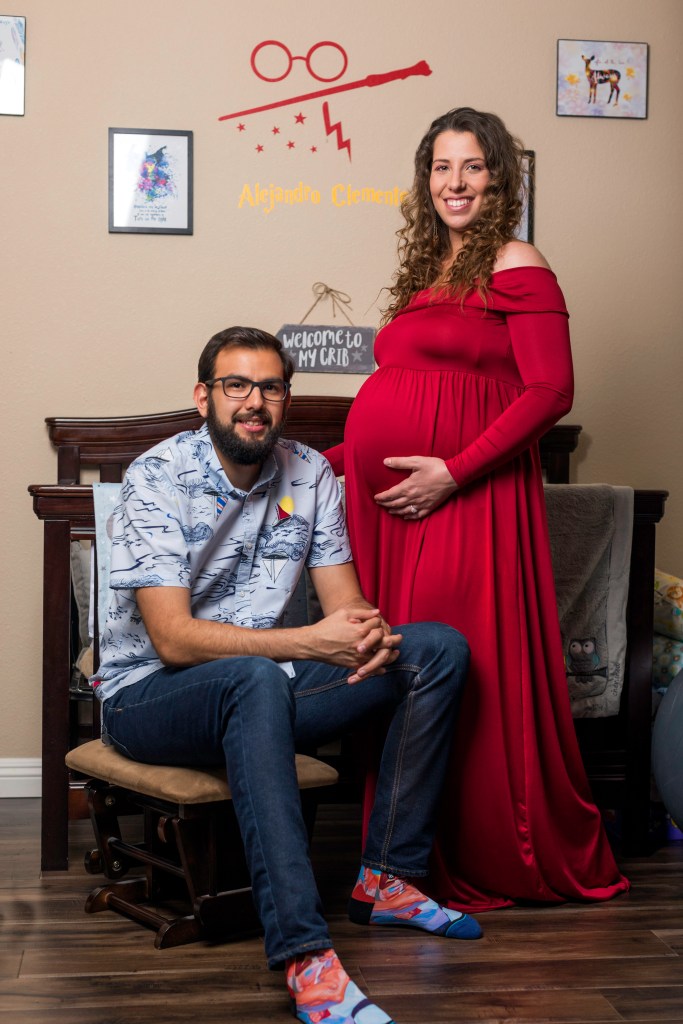 husband and pregnant wife